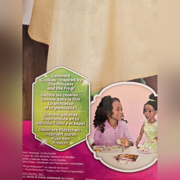 Disney Princess Playdate Tiana Doll 32” Tall & Poseable with Baking Accessories - Picture 7 of 12